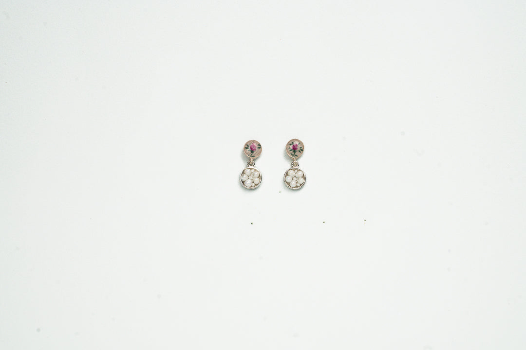 Selah Lily Earrings