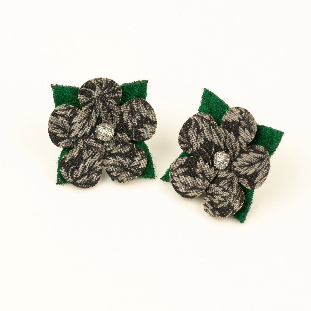 Black Nature Floret Earrings